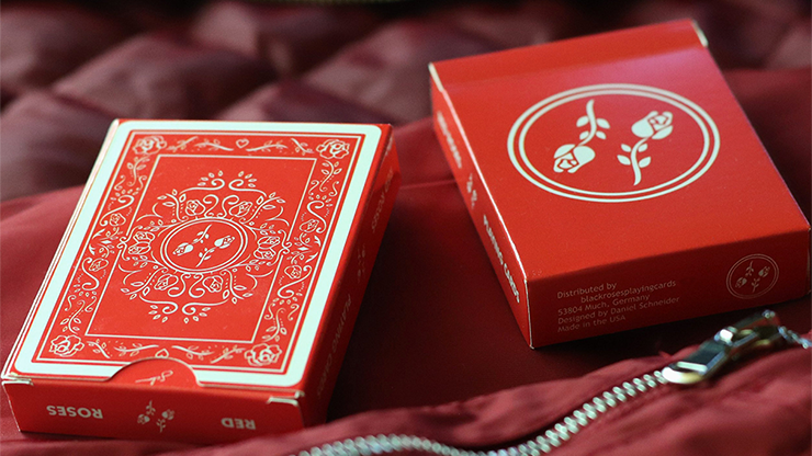 Red-Roses-Playing-Cards-by-Daniel-Schneider